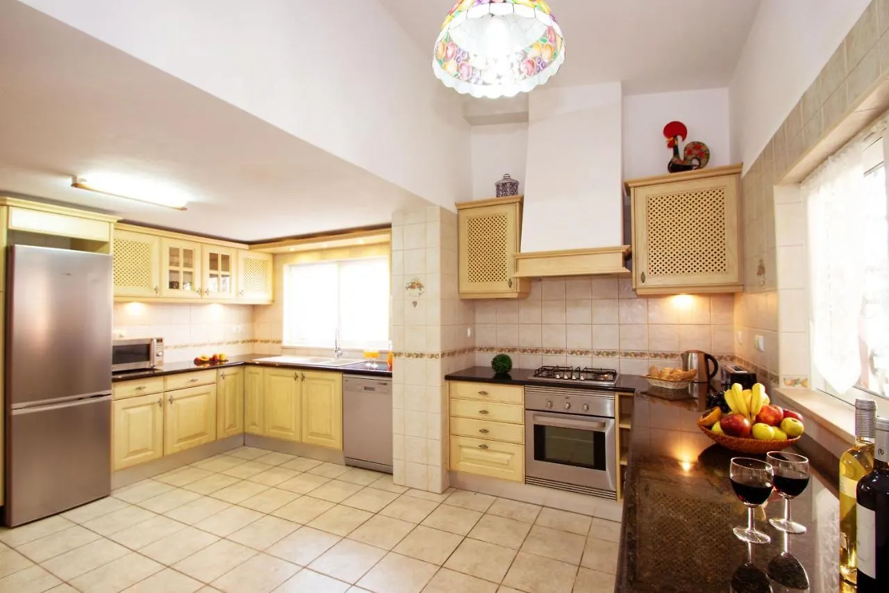 Villa Saint Martin By Algarve Vacation Albufeira